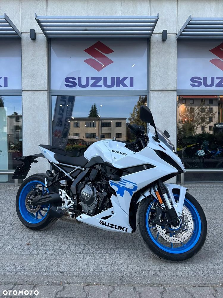 Suzuki GSX - 1