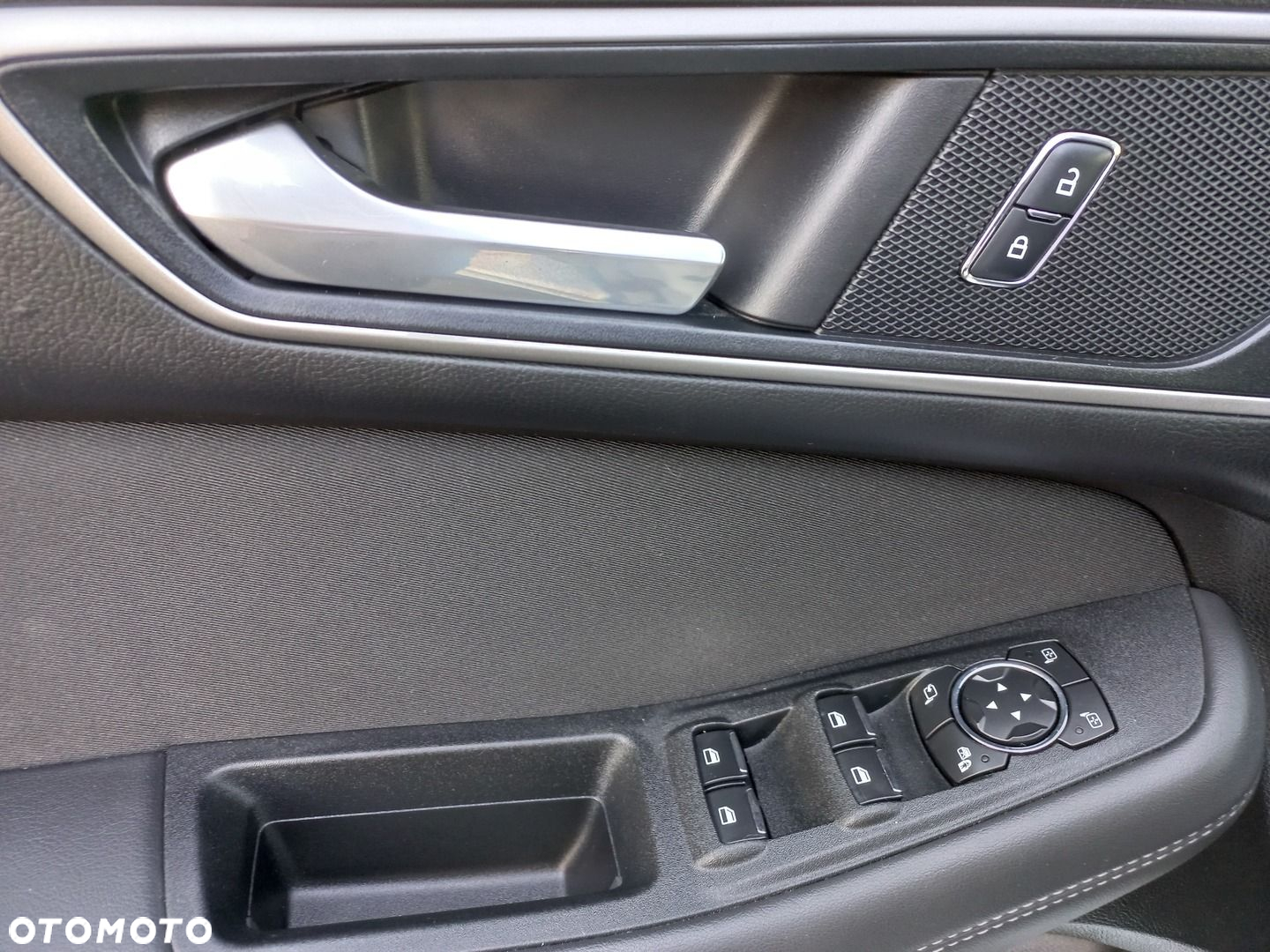 Ford S-Max 1.5 EcoBoost Trend - 19