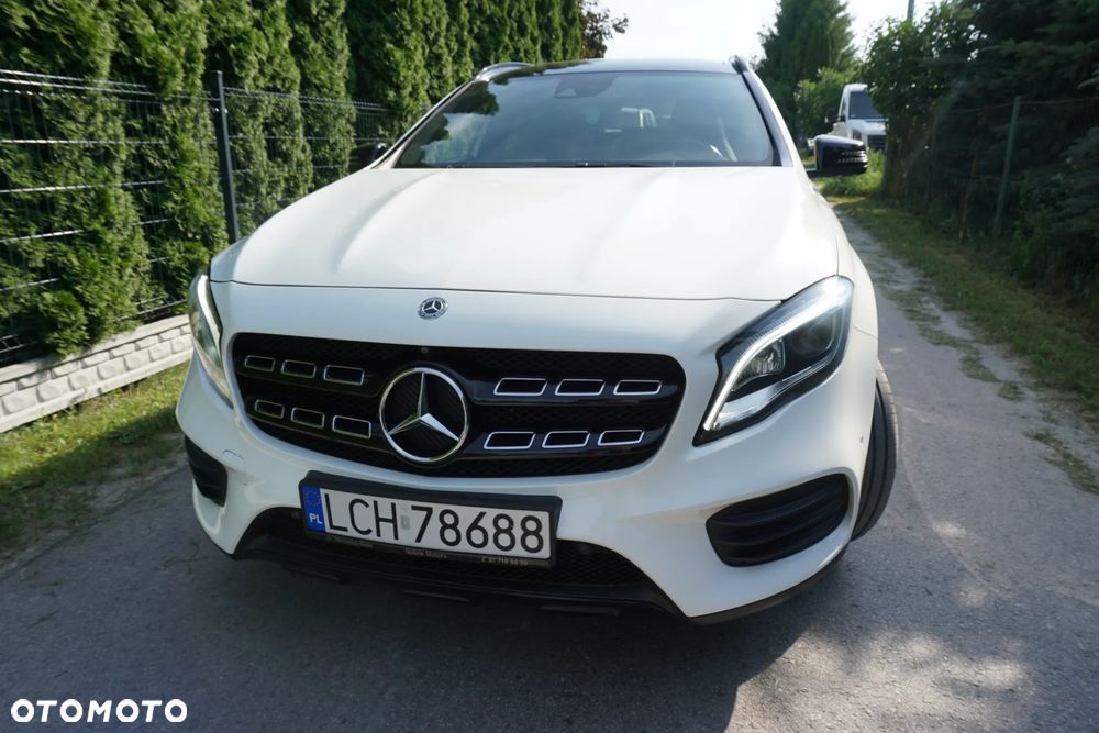 Mercedes-Benz GLA 220 4-Matic AMG Line - 14