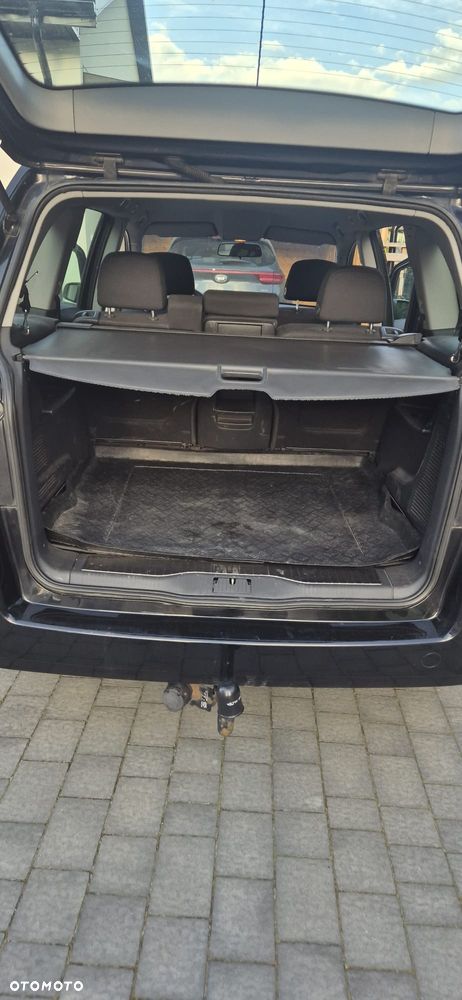 Opel Zafira 1.8 Cosmo - 3