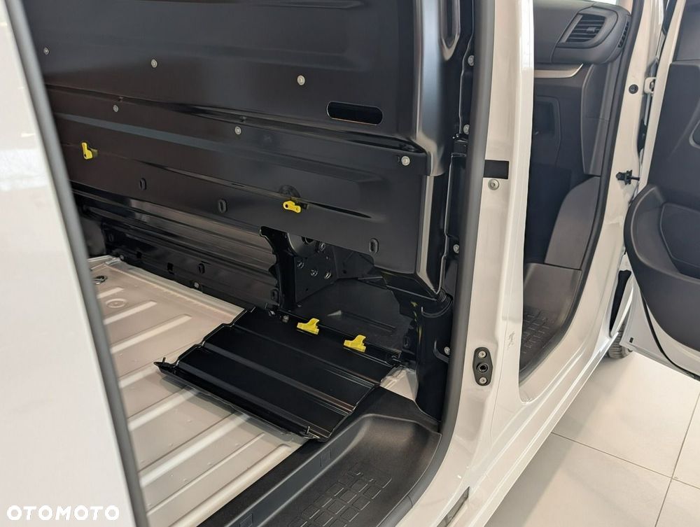 Fiat Scudo Furgon XL 2.2 150KM - 19