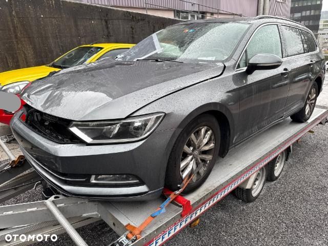 Volkswagen Passat Variant - 4