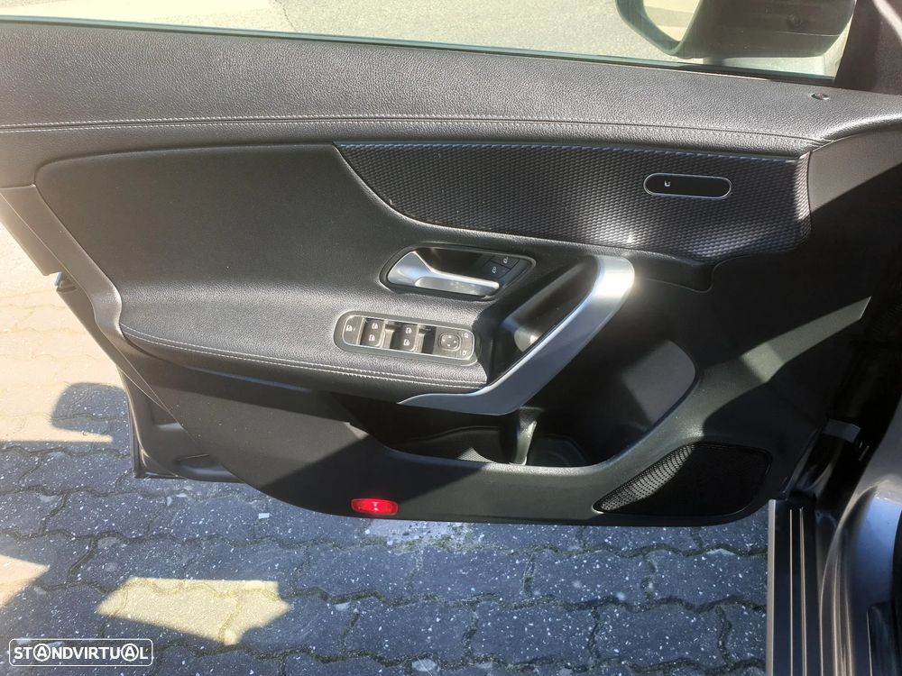 Mercedes-Benz CLA 180 d Progressive - 8