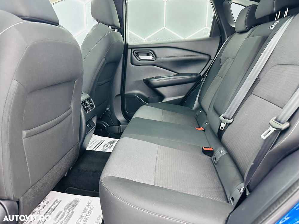 Nissan Qashqai 1.3 DIG-T MHEV Premiere Edition - 16