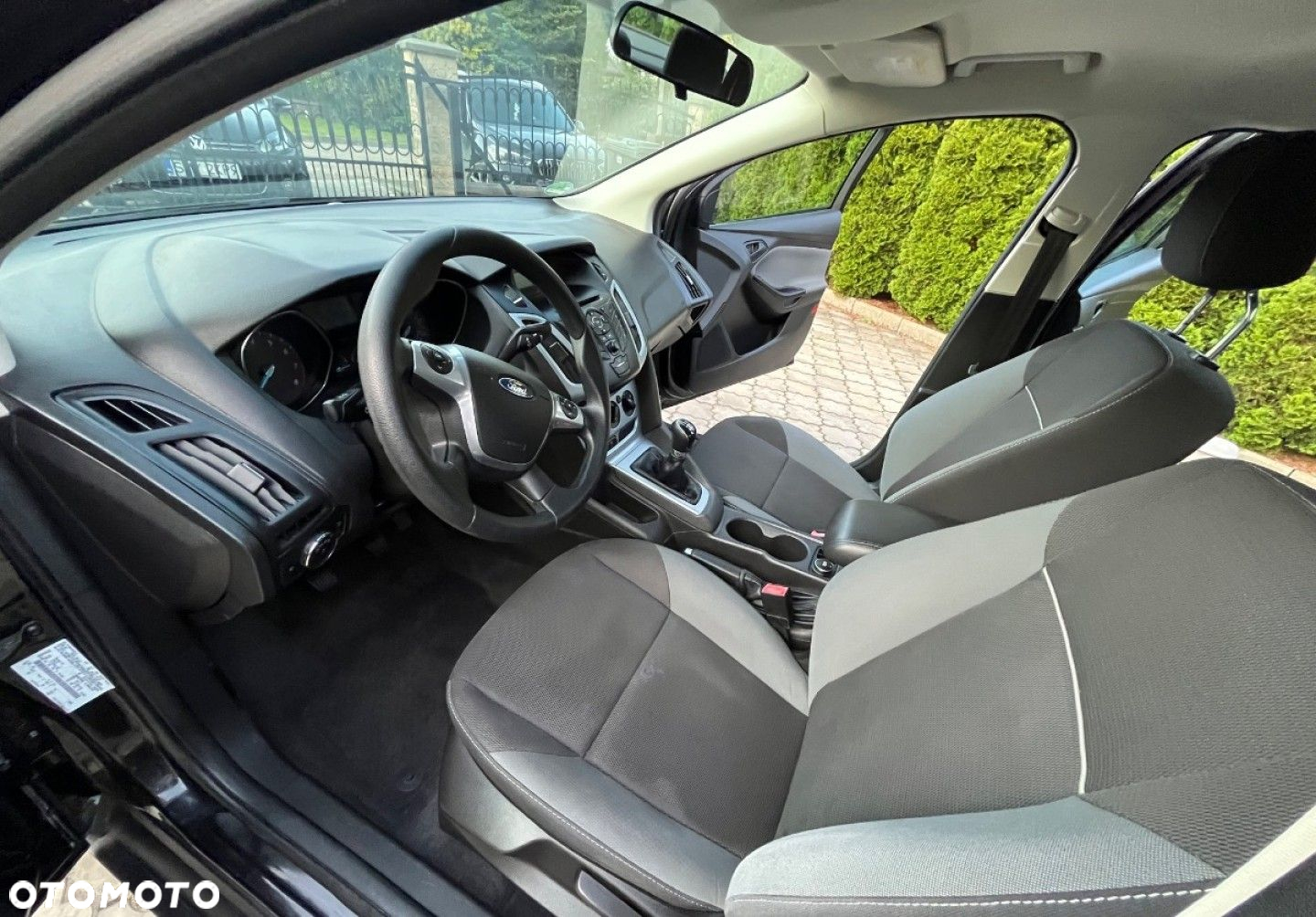 Ford Focus - 34