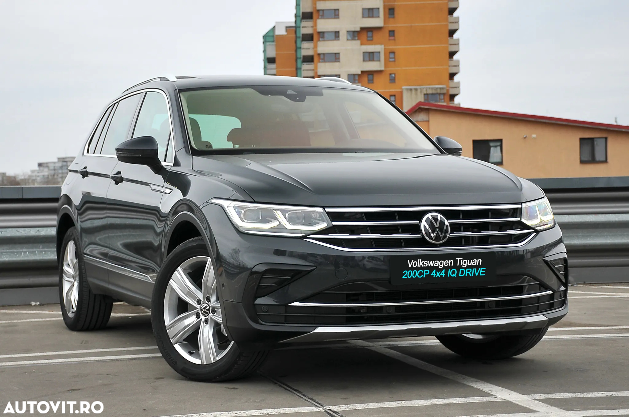Volkswagen Tiguan 2.0 TDI SCR 4MOTION DSG Life - 2