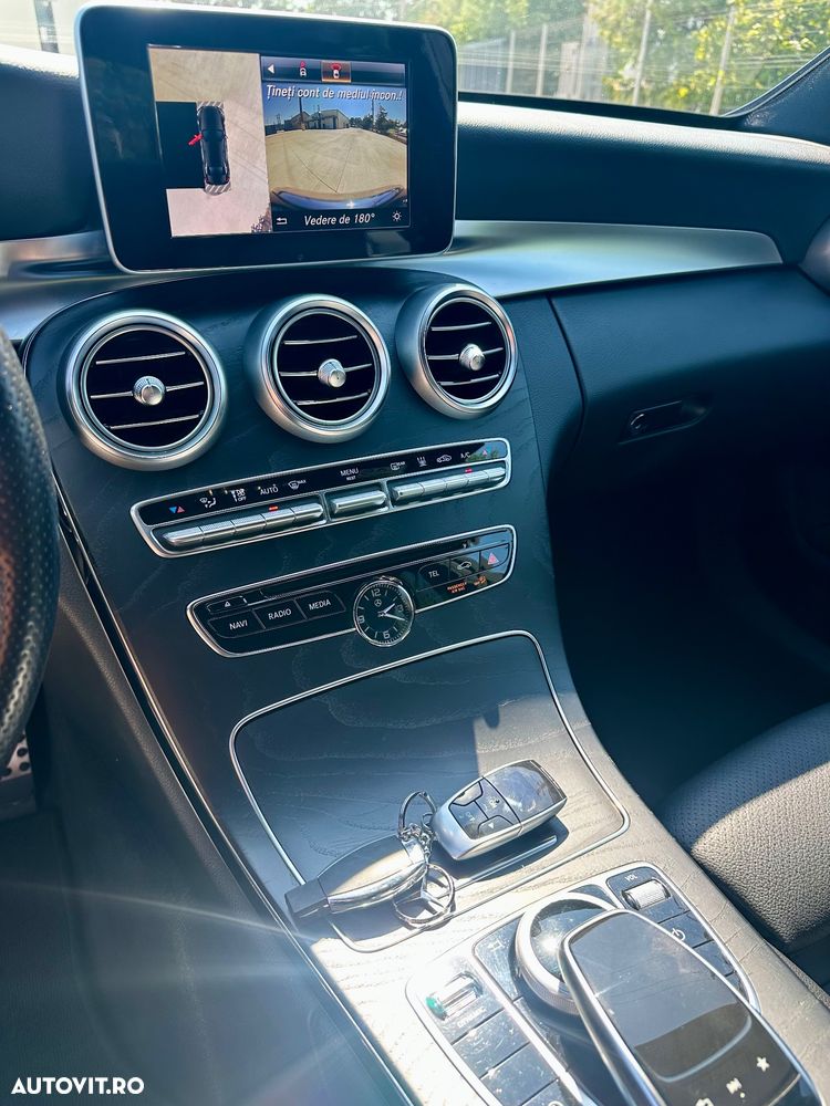 Mercedes-Benz C 220 d 4MATIC Aut. - 12