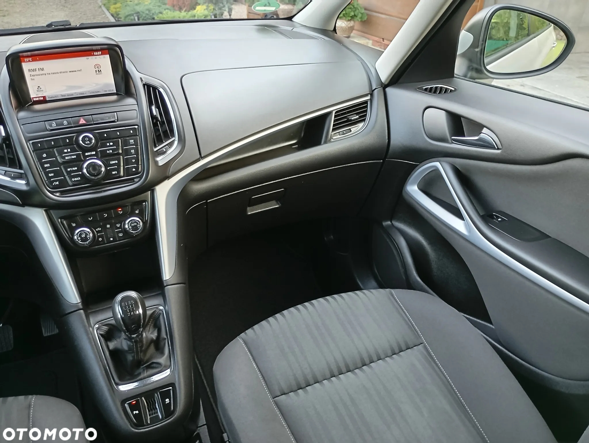 Opel Zafira Tourer 1.4 Turbo Innovation - 29