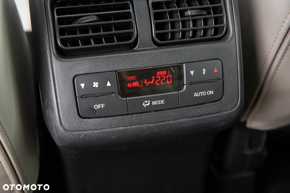 Mazda CX-9 3.7 V6 Sport - 32