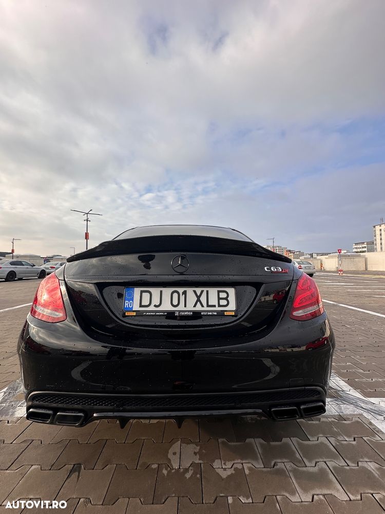 Mercedes-Benz C 63 S AMG - 2