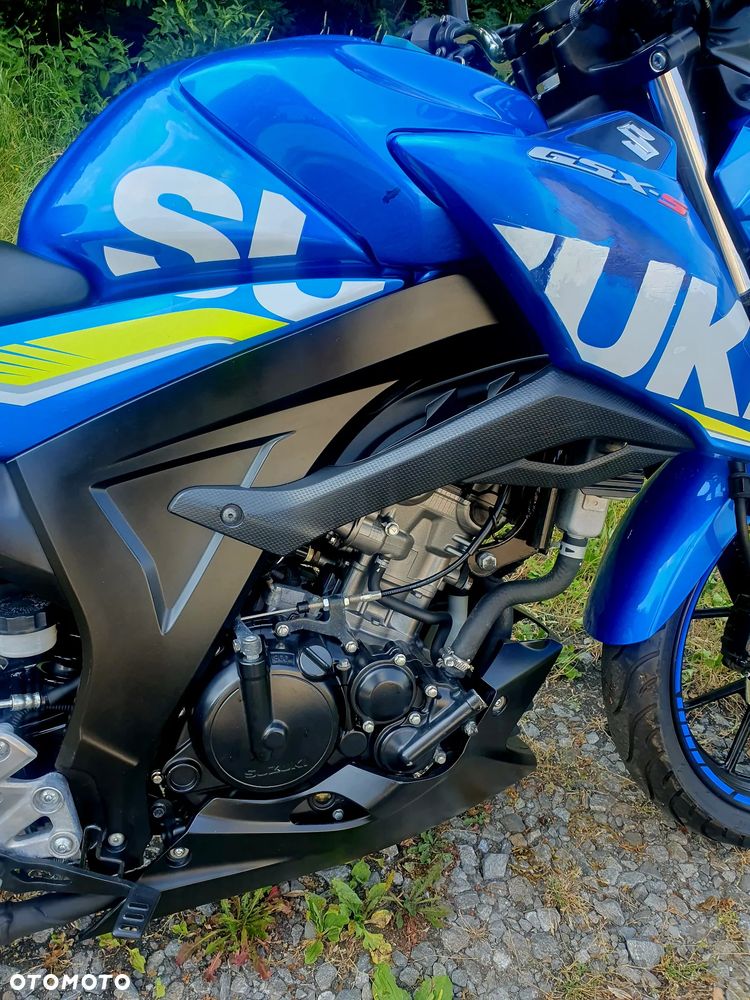 Suzuki GSX - 31