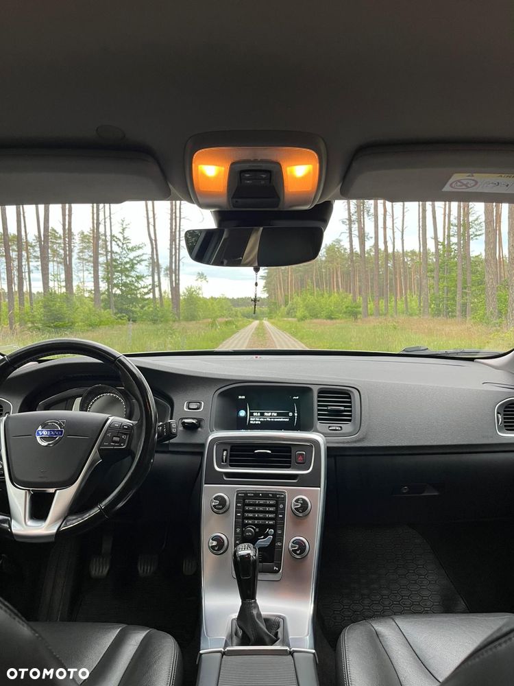 Volvo V60 D3 Summum - 8