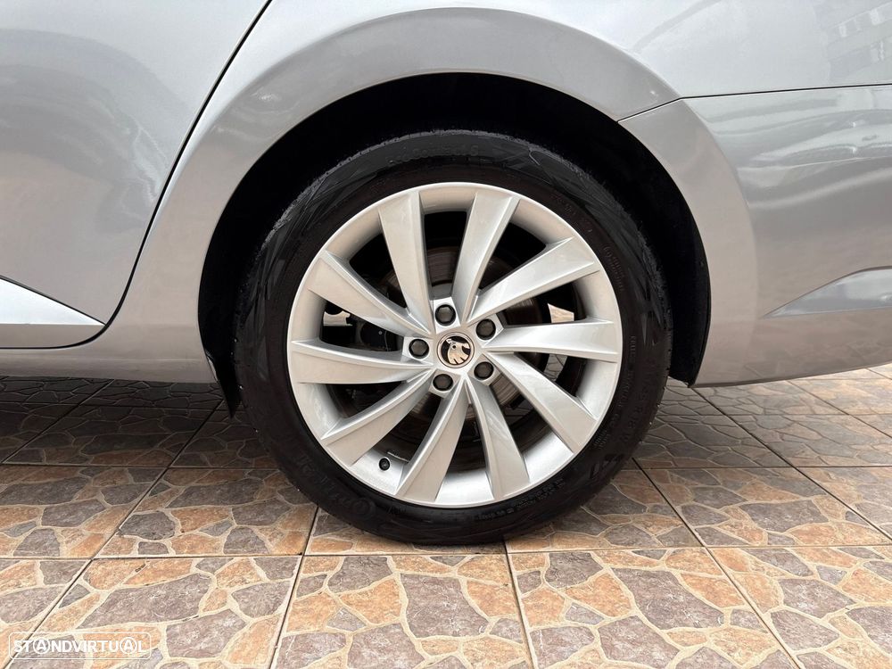 Skoda Superb Break 1.6 TDI Style DSG - 51