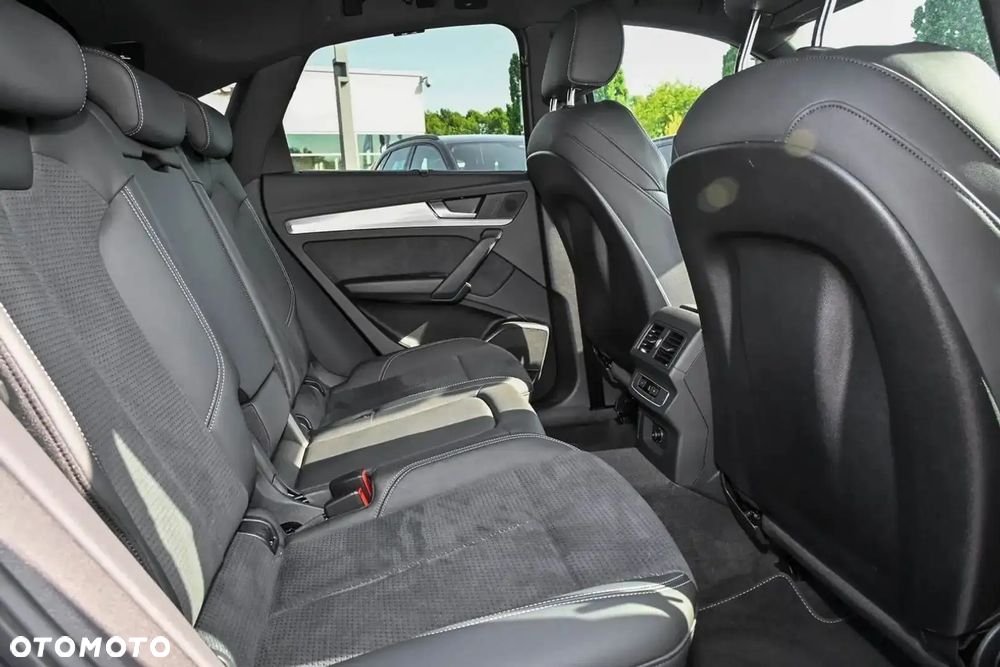 Audi Q5 40 TDI quattro S tronic S line - 9