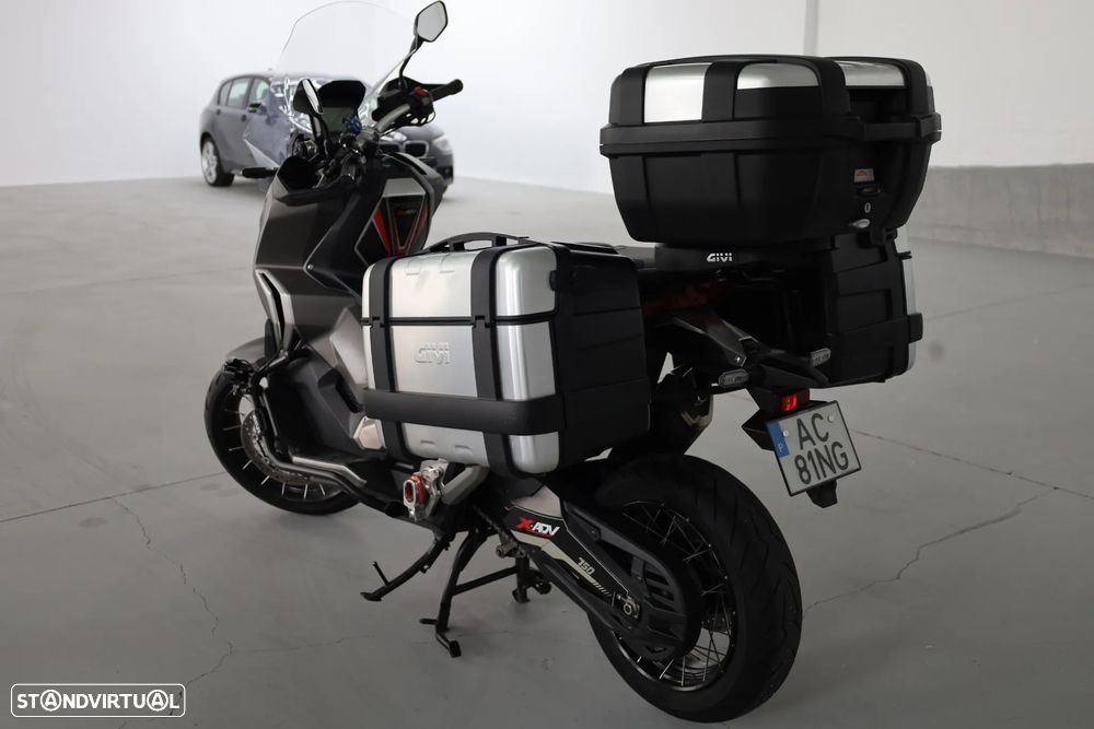 Honda X-ADV 750 - 21