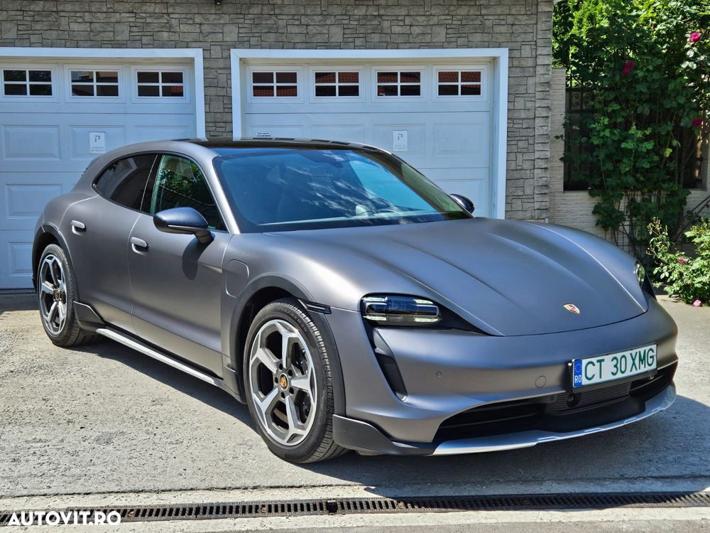 Porsche Taycan 4 - 13