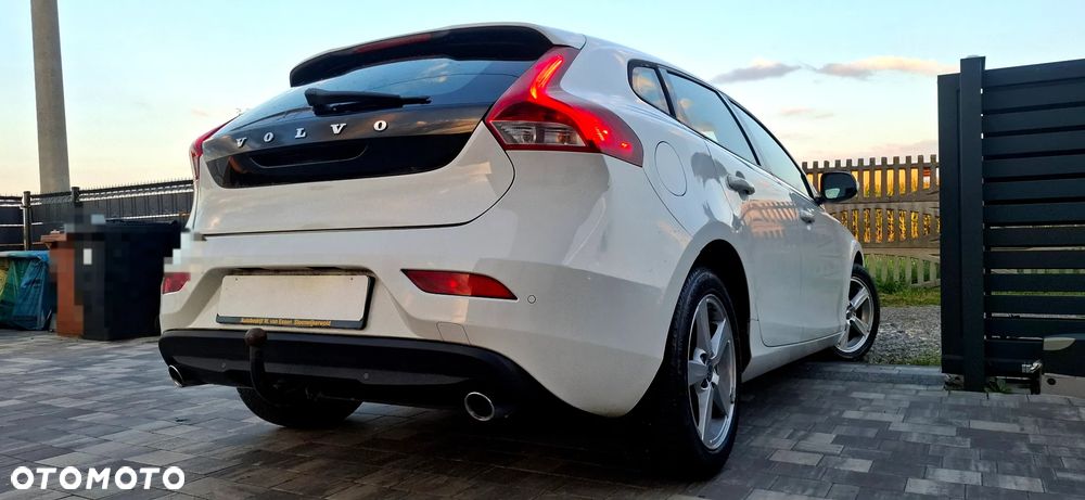 Volvo V40 D4 Kinetic - 16