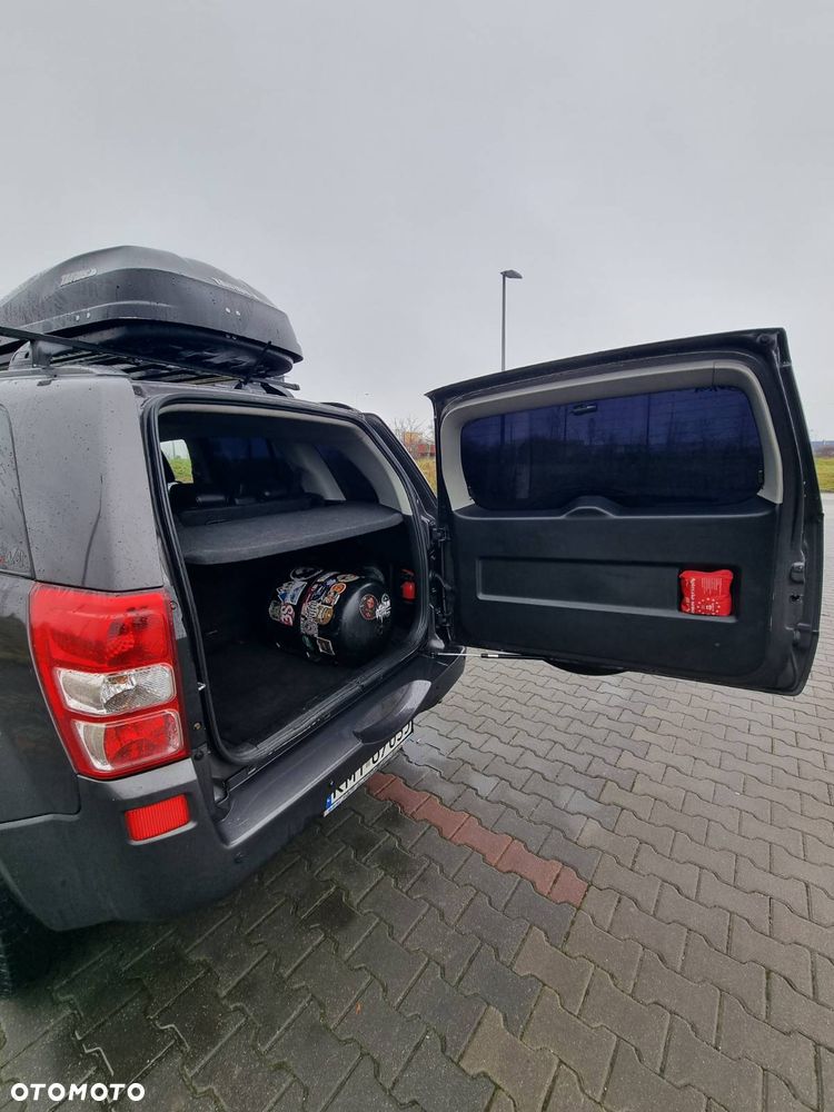 Suzuki Grand Vitara 2.4 De Luxe EU5 - 8