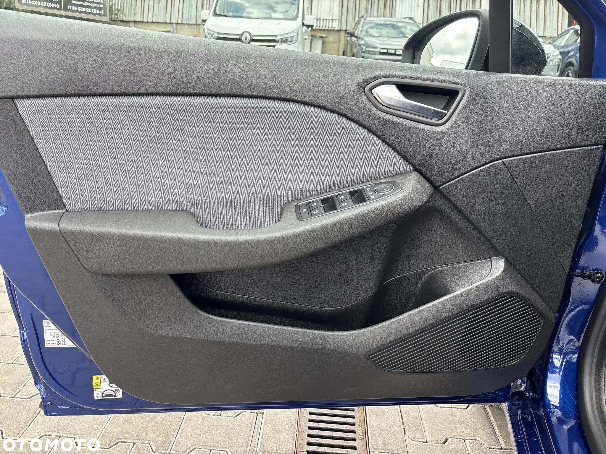 Renault Clio 1.0 TCe Techno - 10