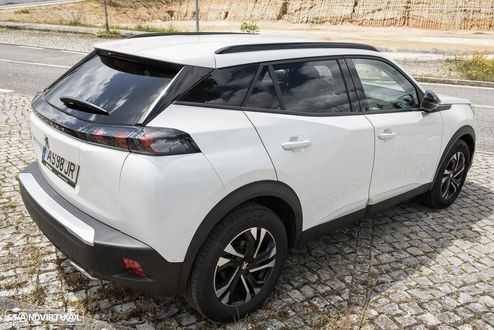 Peugeot 2008 1.2 PureTech Allure Pack EAT8 - 5