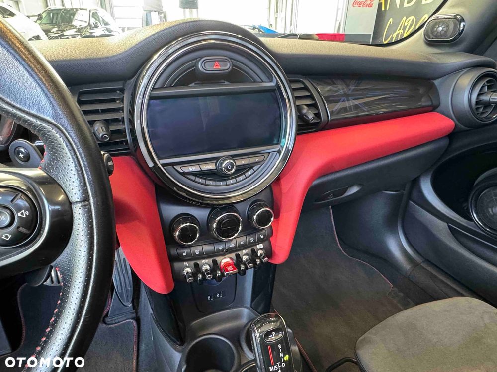 MINI John Cooper Works - 20