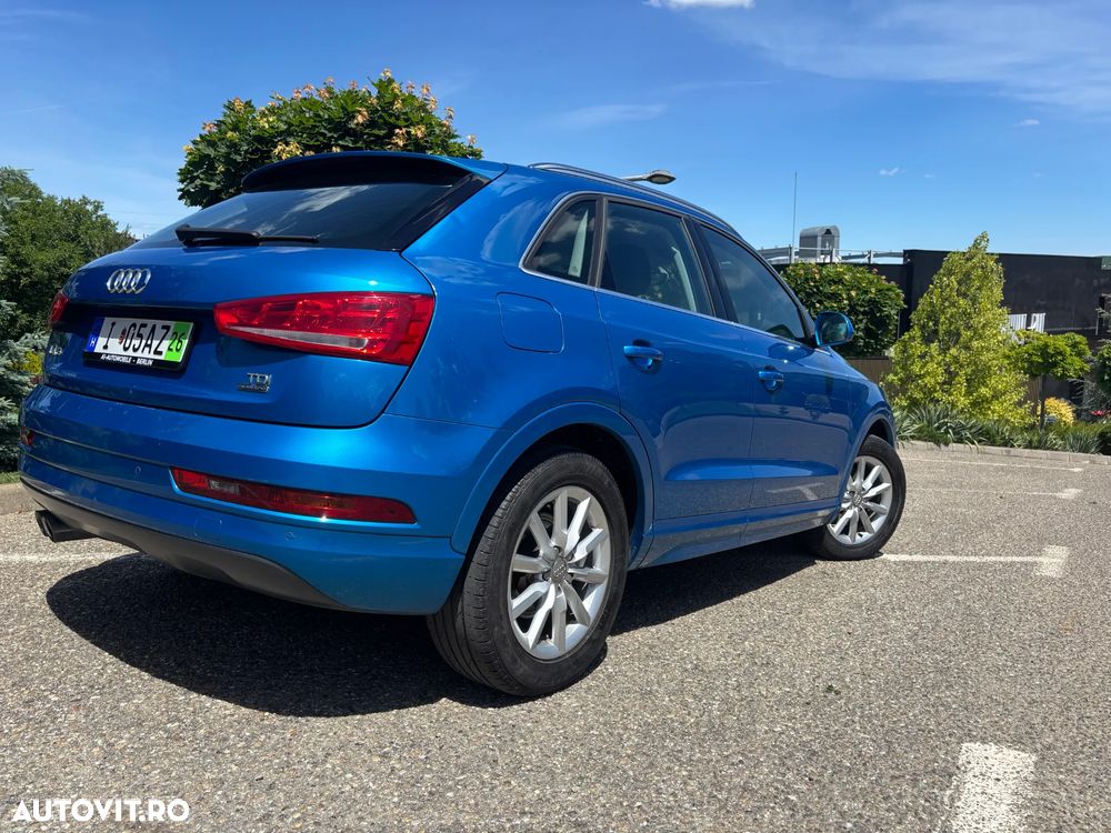 Audi Q3 2.0 TDI sport - 8