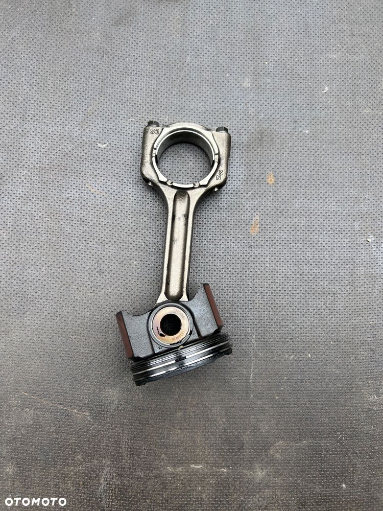 Tłoki Fiat Ducato 2.2 E6 - 1