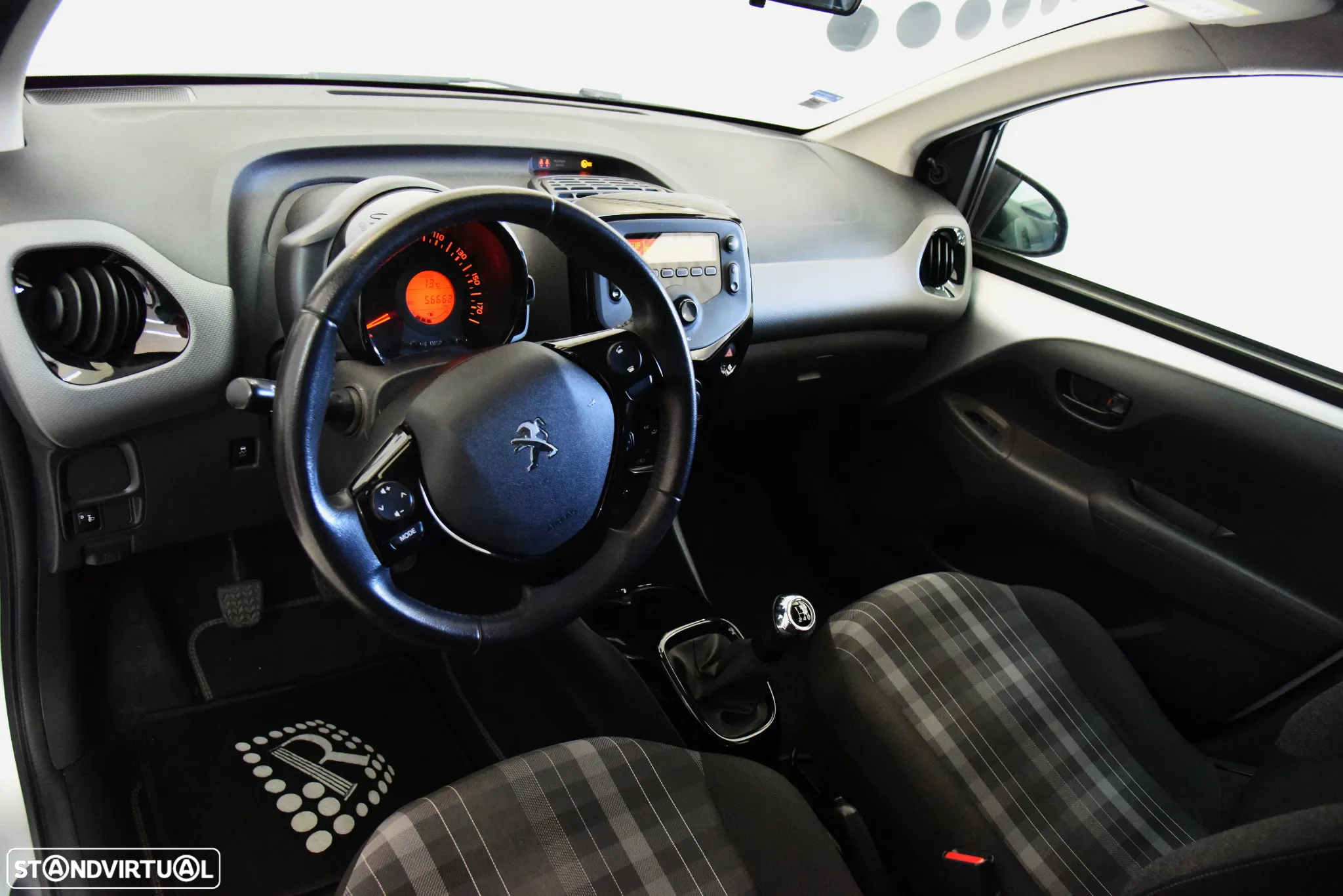 Peugeot 108 1.0 VTi Allure - 11