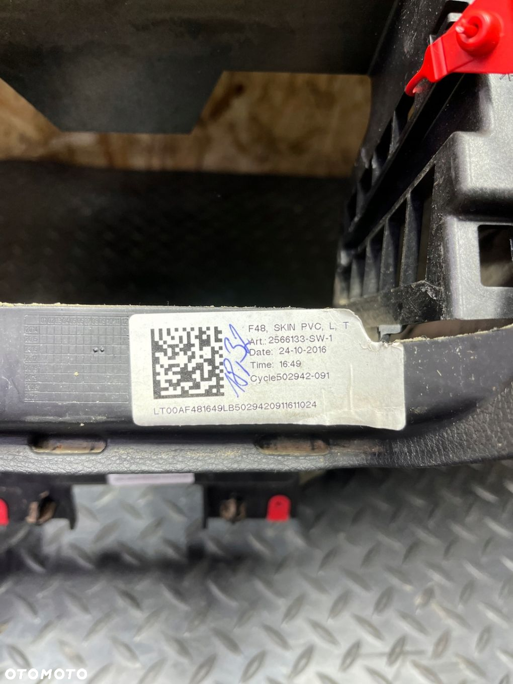 DESKA RODZIELCZA BMW X1 F48 CZARNA USA - 10