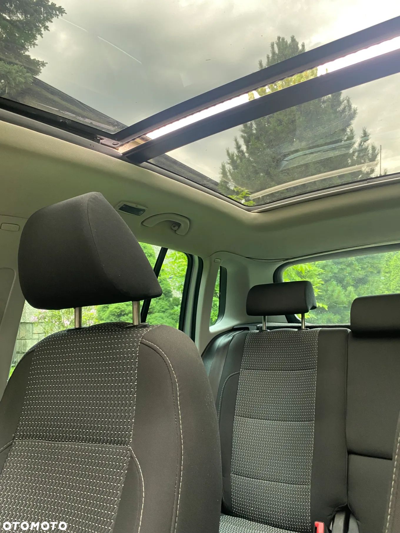 Volkswagen Tiguan - 12
