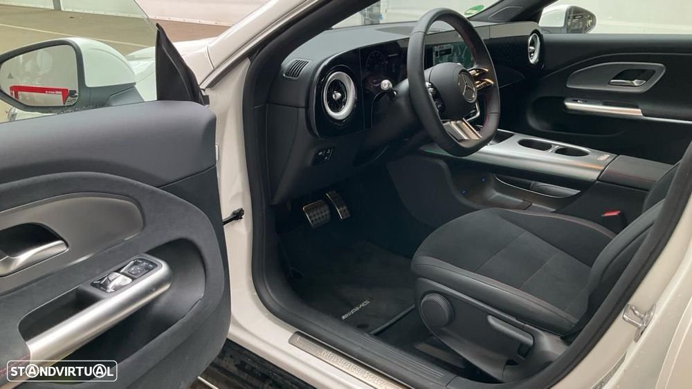 Mercedes-Benz CLA 200 Standard - 5