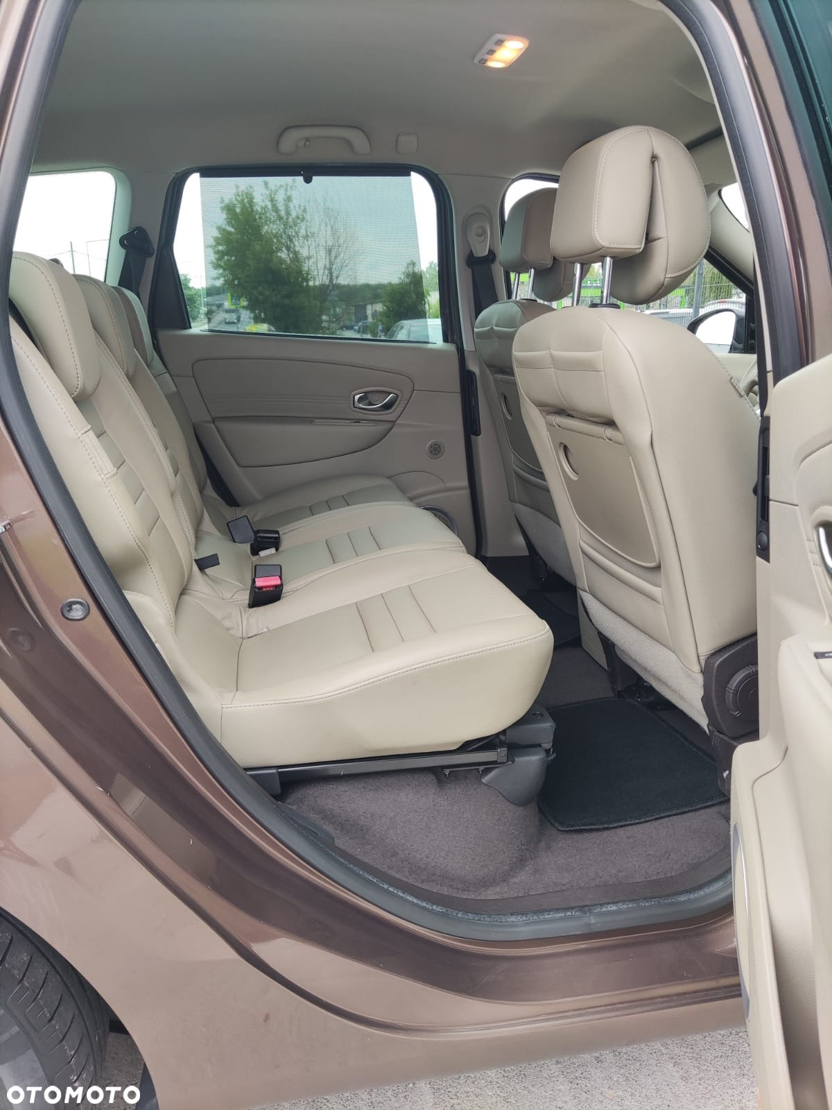 Renault Scenic 2.0 16V Bose Edition CVT - 12