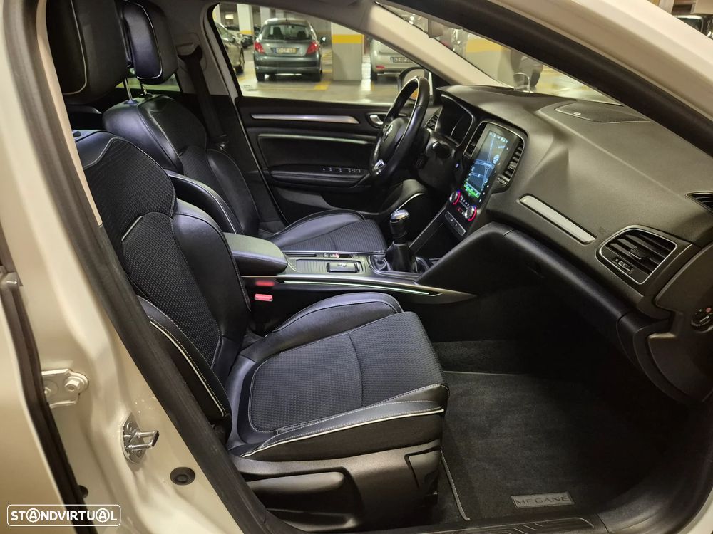 Renault Mégane Sport Tourer 1.5 Blue dCi Bose Edition - 47