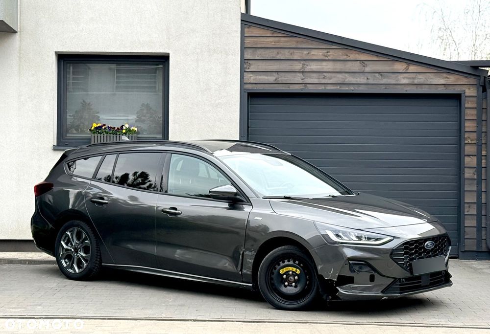 Ford Focus 1.0 EcoBoost mHEV ST-Line X - 6
