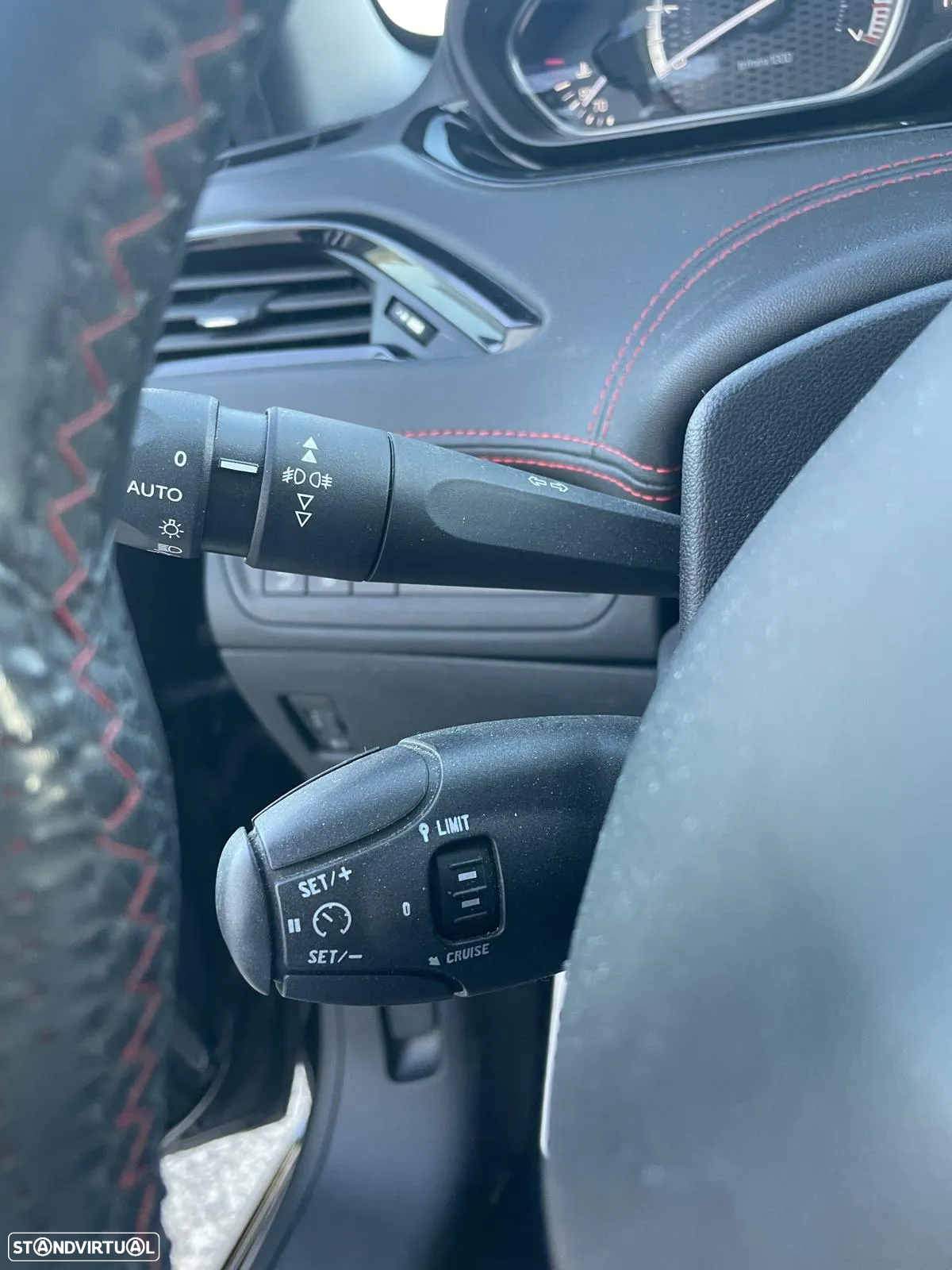Peugeot 208 1.6 THP GTi Limited Edition - 12