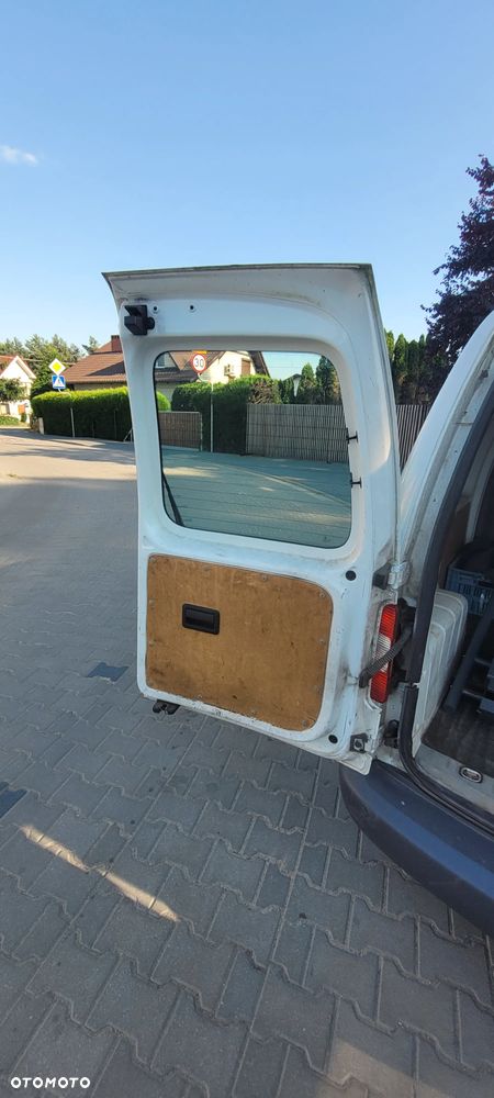Volkswagen Caddy - 19