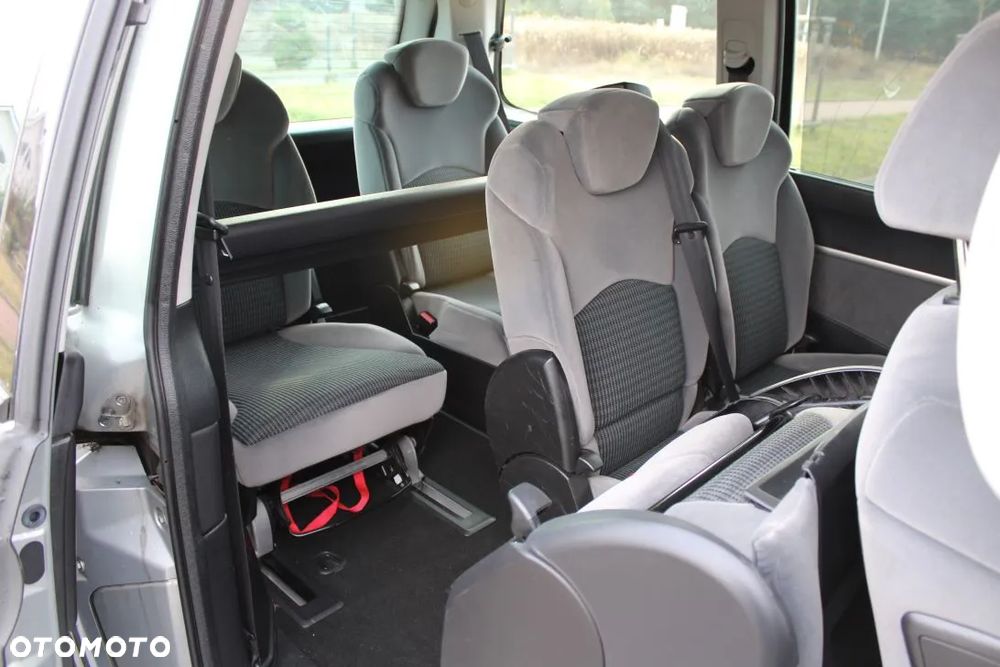 Citroën C8 2.0 HDi Attraction - 15