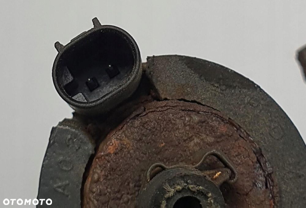 POMPKA PALIWA WEBASTO MERCEDES ACTROS MP4 TM8860 9019847C - 2