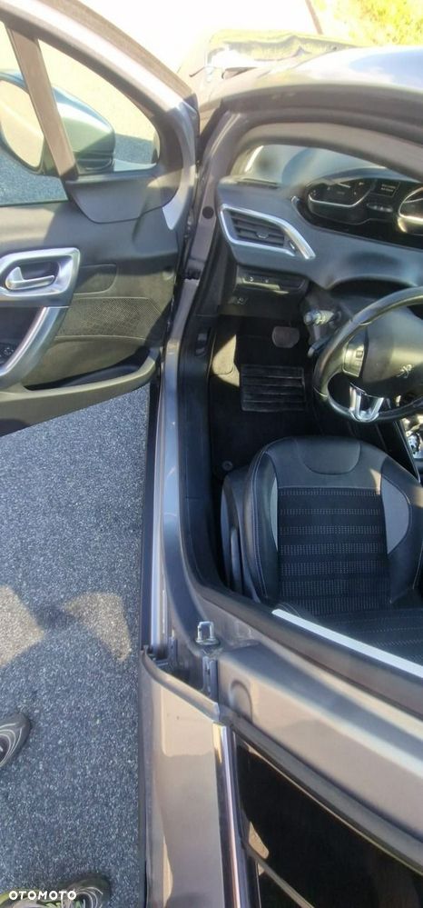 Peugeot 2008 - 28