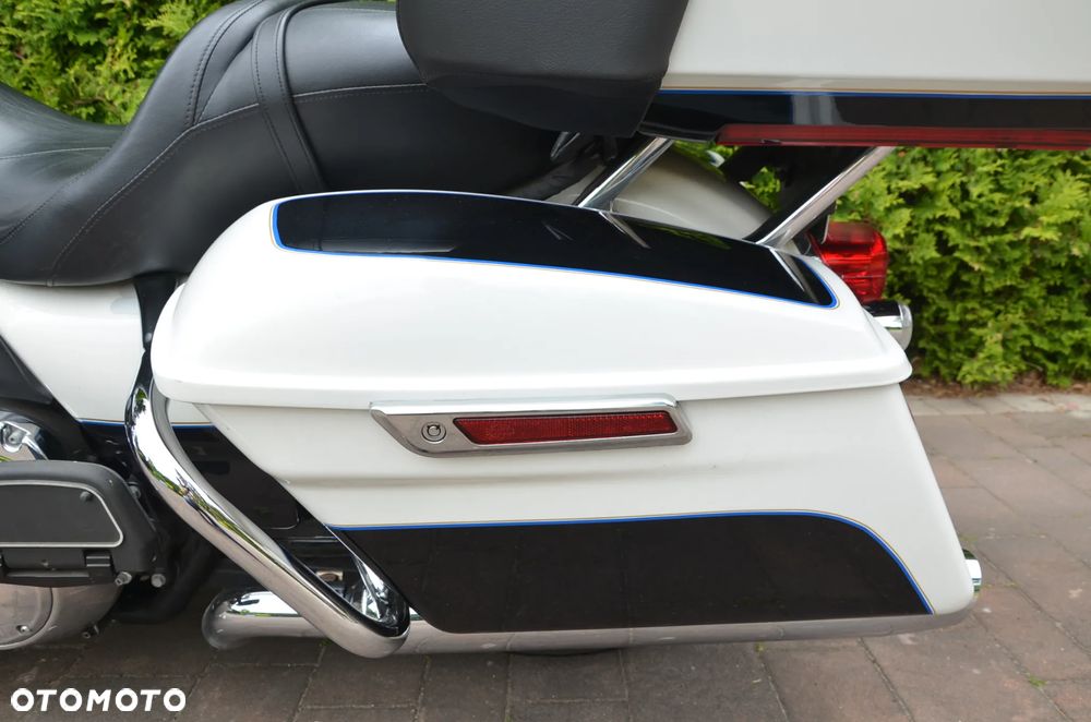 Harley-Davidson FLHTCU Ultra - 21
