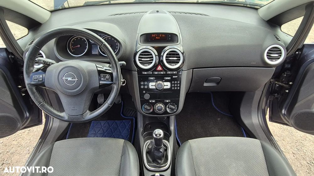 Opel Corsa 1.4 16V Innovation - 11