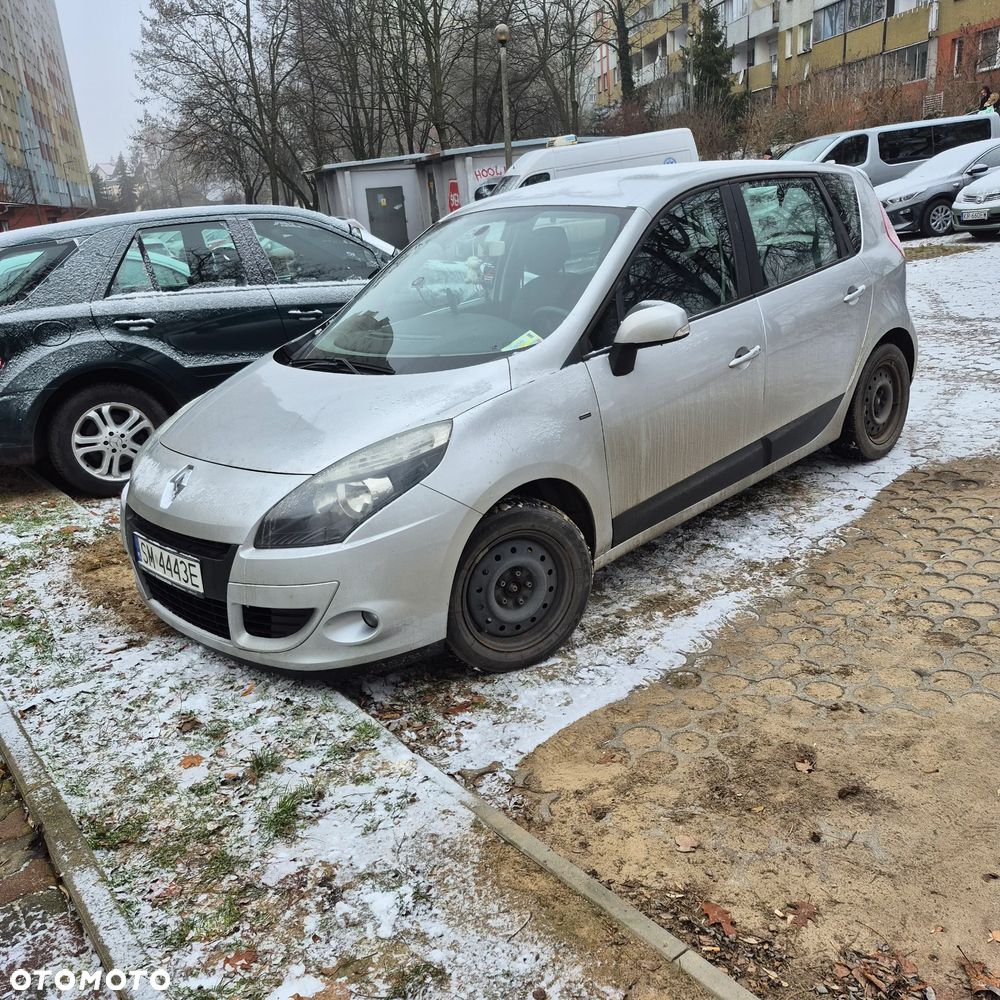 Renault Scenic 1.6 16V 110 TomTom Edition - 1