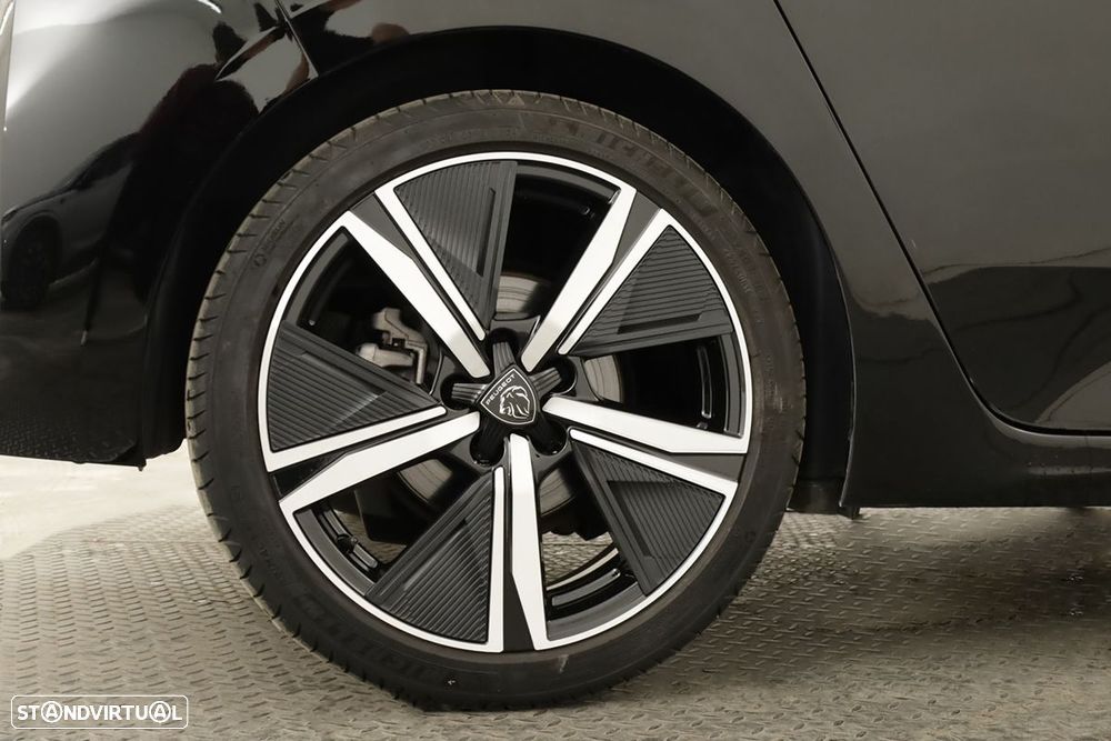 Peugeot 308 1.2 PureTech GT EAT8 - 5