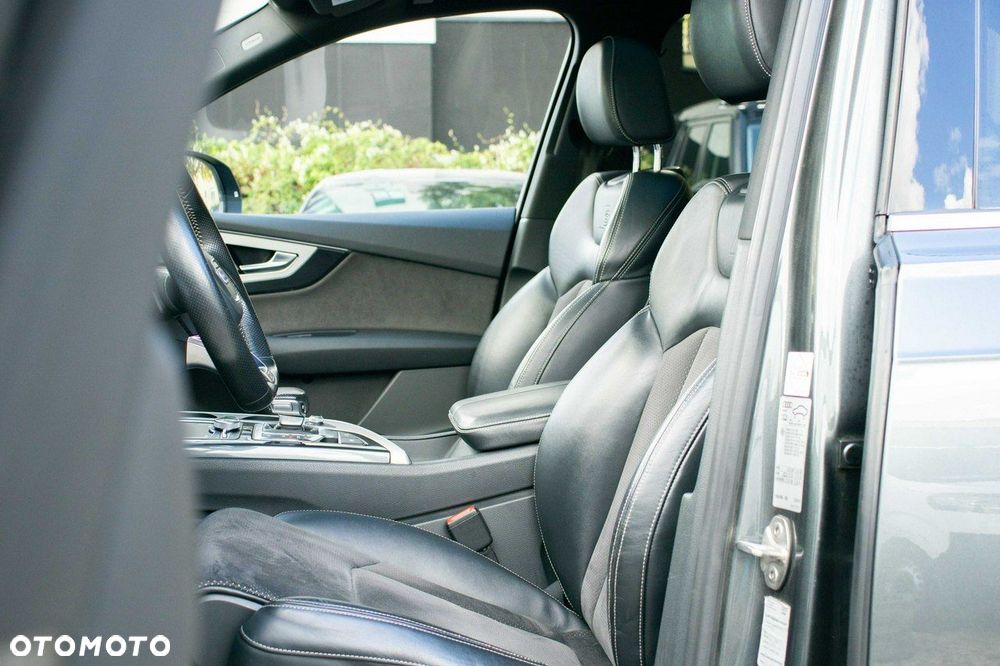 Audi Q7 - 28