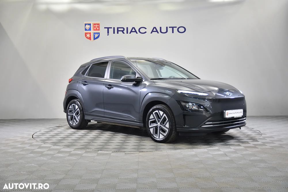Hyundai KONA - 7