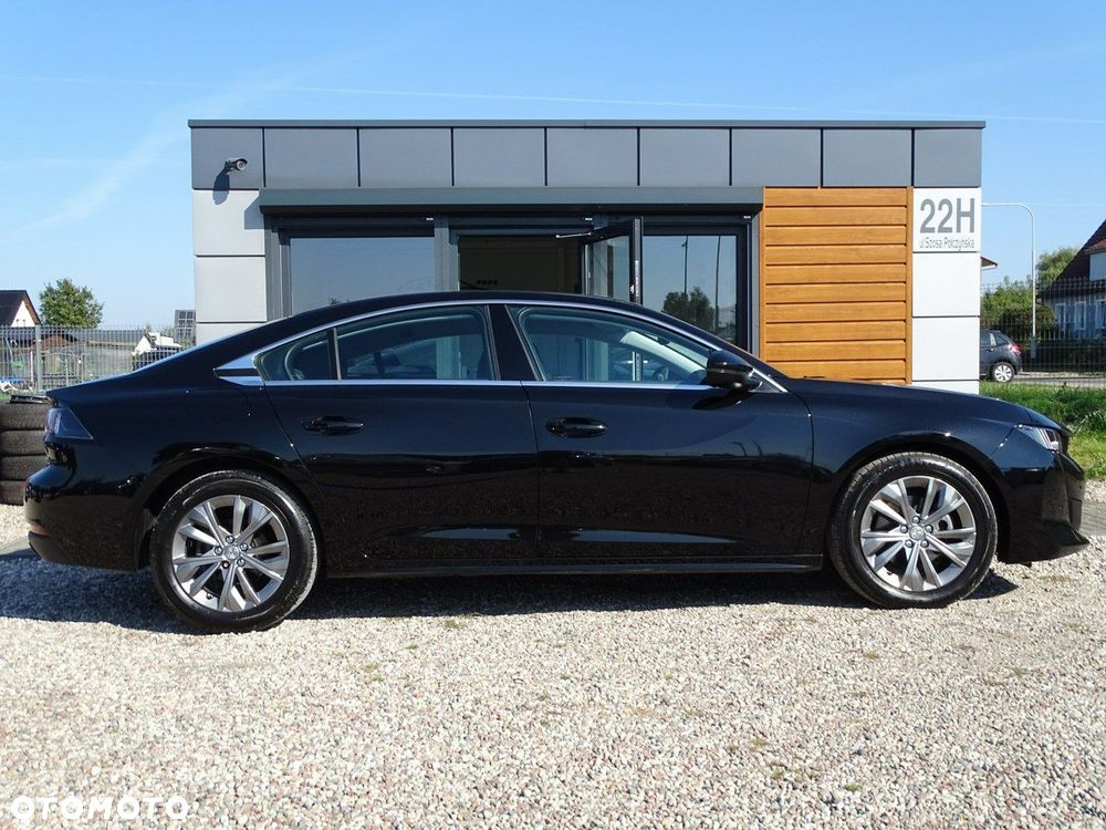 Peugeot 508 - 8