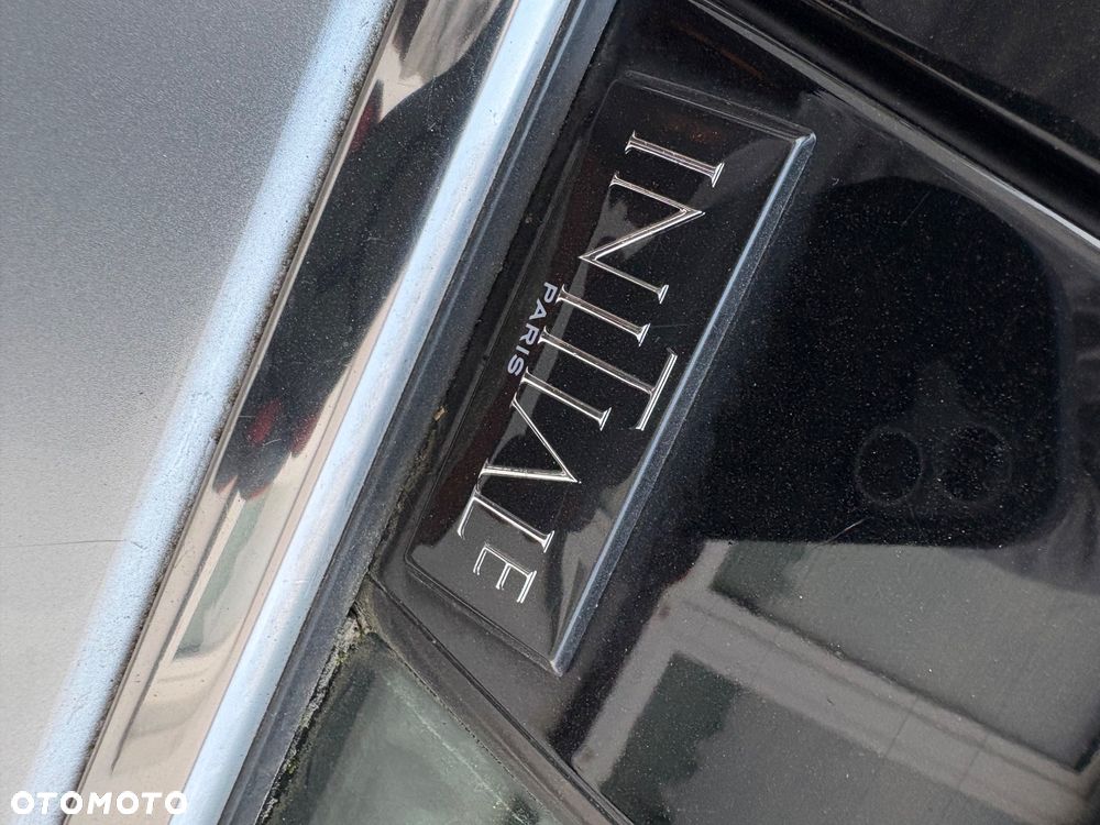 Renault Latitude - 12