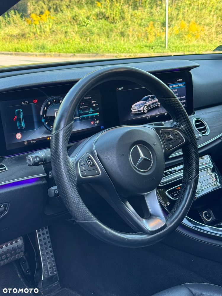 Mercedes-Benz Klasa E - 13