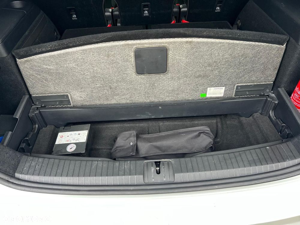 Volkswagen Touran 1.5 TSI EVO Comfortline DSG - 23