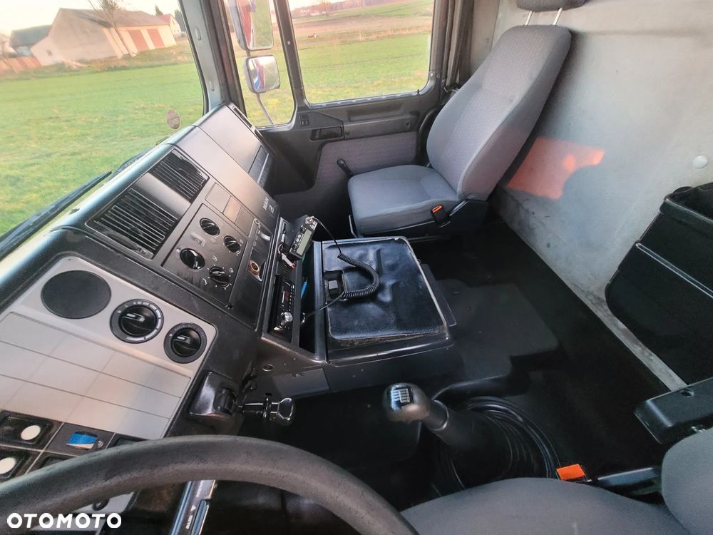 MAN 35.410 8x8 F2000 pojazd specjalistyczny Wywrotka 3-Stronna stan BDB - 9